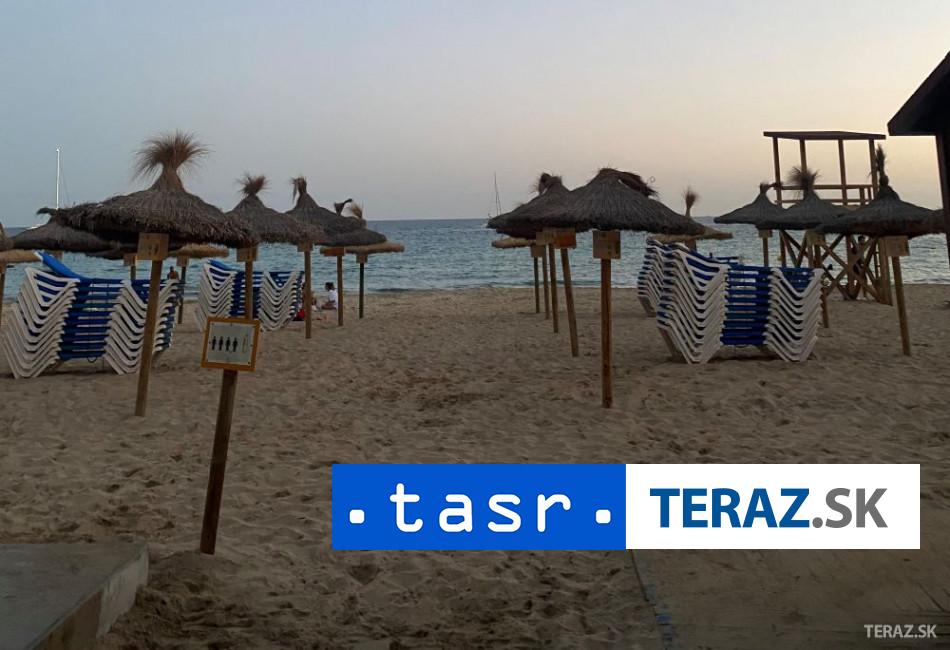 Peklo v oblubenej destinacii Poziar uvaznil dovolenkarov na plazi