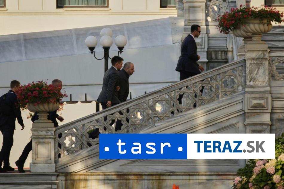 Veduci delegacii Ukrajiny a Ruska zacali rokovania v Turecku