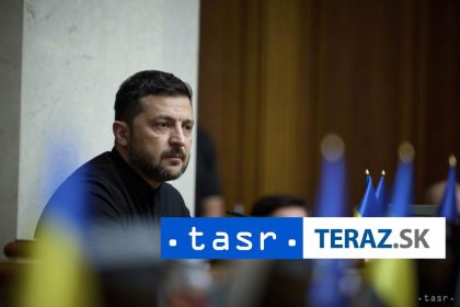 Zelenskyj Ukrajina chce vyrabat az 1000 dronov denne