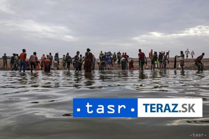 Britania zacne vracat niektorych migrantov do Francuzska