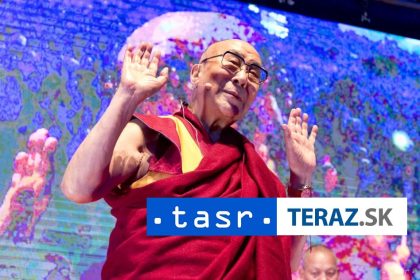 Cina prerusuje kontakty s prezidentom CR kvoli dalajlamovi