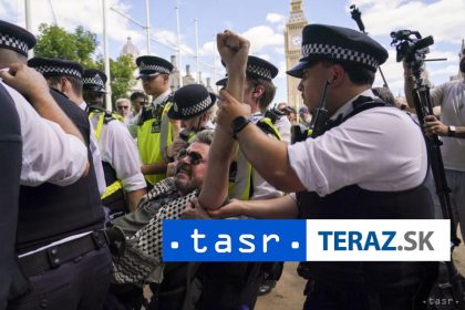 Policia na propalestinskej demonstracii v Britanii zadrzala 474 osob
