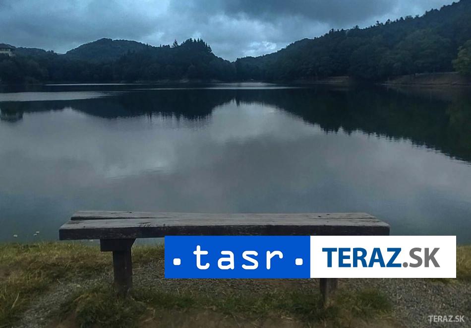 Studia Celosvetova miera samovrazd od roku 1990 klesla