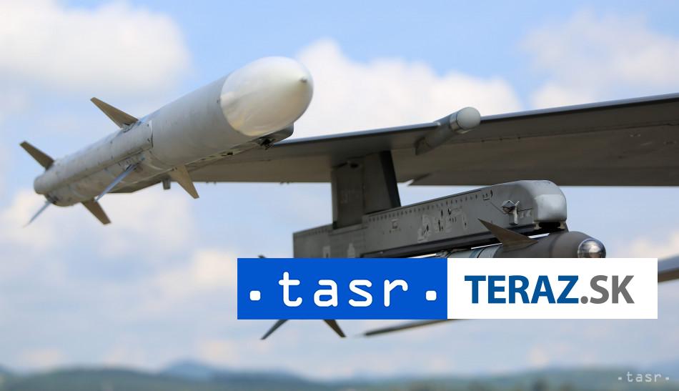 Sudanske letectvo znicilo lietadlo s kolumbijskymi zoldniermi