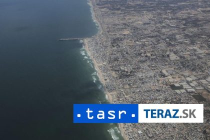 Thunbergova sa s aktivistami pokusi prelomit blokadu Gazy