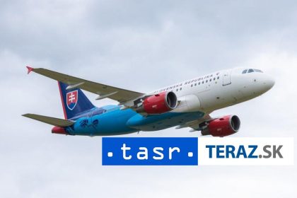 VIDEO Pocas Dna letiska preletel nad Martinom aj vladny Airbus A319