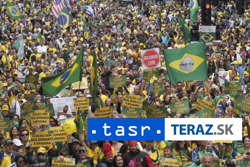 Bolsonarovi podporovatelia demonstrovali v mnohych mestach Brazilie