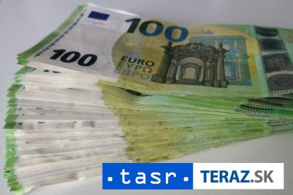 Francuzsku hrozi znizenie uveroveho ratingu