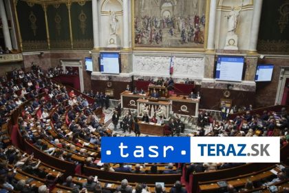 Francuzsky premier pred hlasovanim o dovere poziadal o podporu