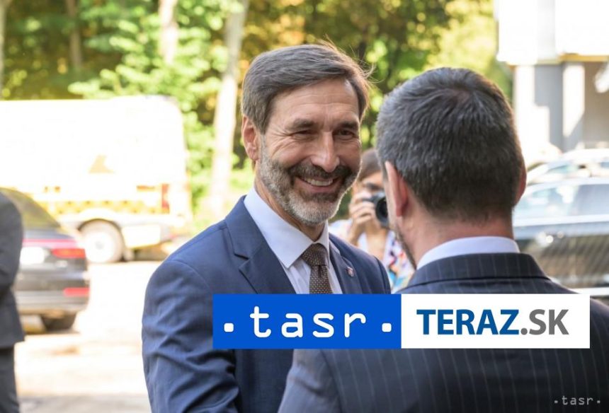 Kalinak a Blanar sa vyjadrili k naruseniu polskeho vzdusneho priestoru