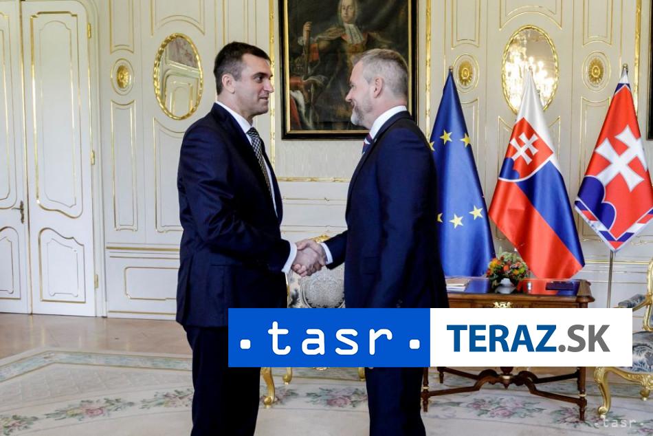 Prezident odporuca vlade cim skor sa zaoberat spravou SAV k vakcinam