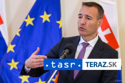 T Drucker Skoly zacnu od roku 2026 ucit o umelej inteligencii