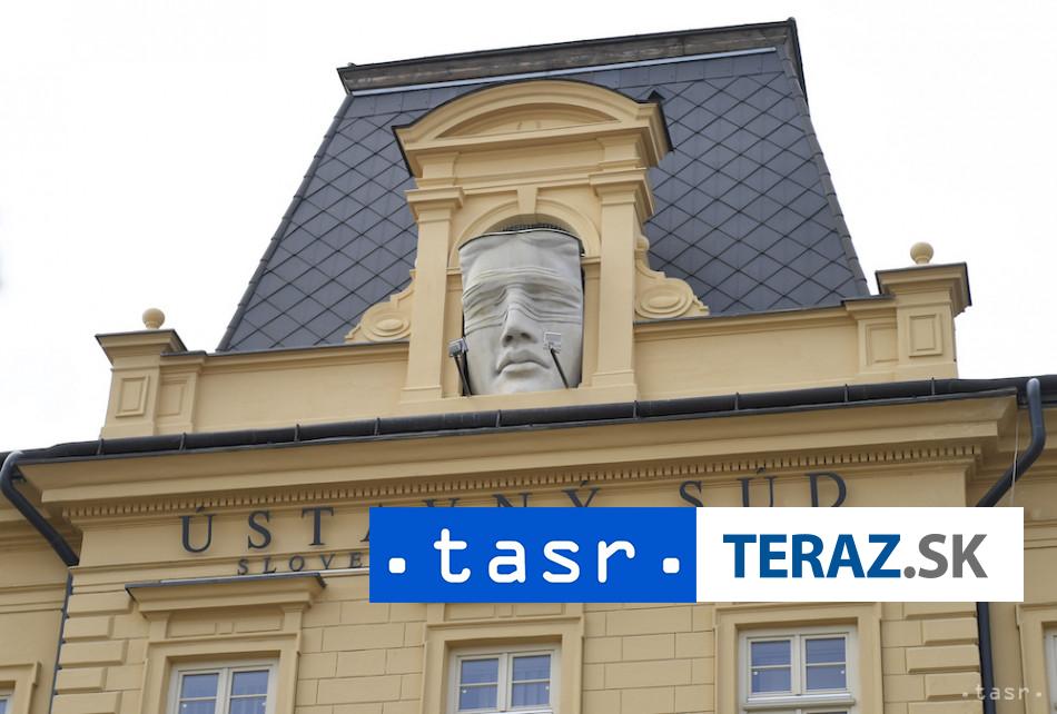 Ustavny sud posudi zakon o mimovladkach