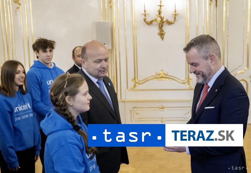 Prezident sa na Svetovy den deti stretol s ucastnikmi projektu UNICEF