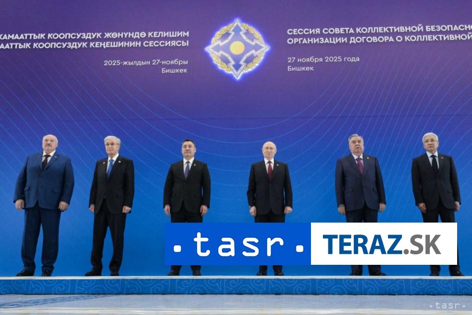 Putin navrhol clenom OZKB program na vyzbrojenie ruskymi zbranami