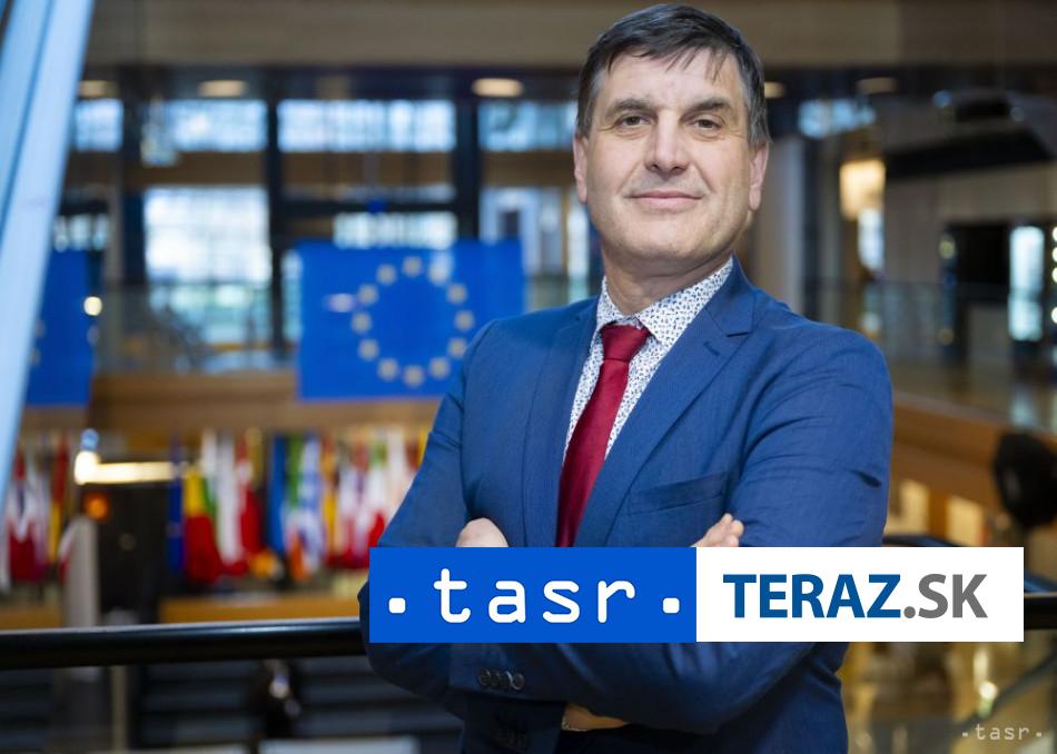 Rozsudok o homosexualnych manzelstvach rozdelil europoslancov z SR
