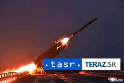 Kim Cong un sledoval skusku odpaleni dvoch strategickych rakiet