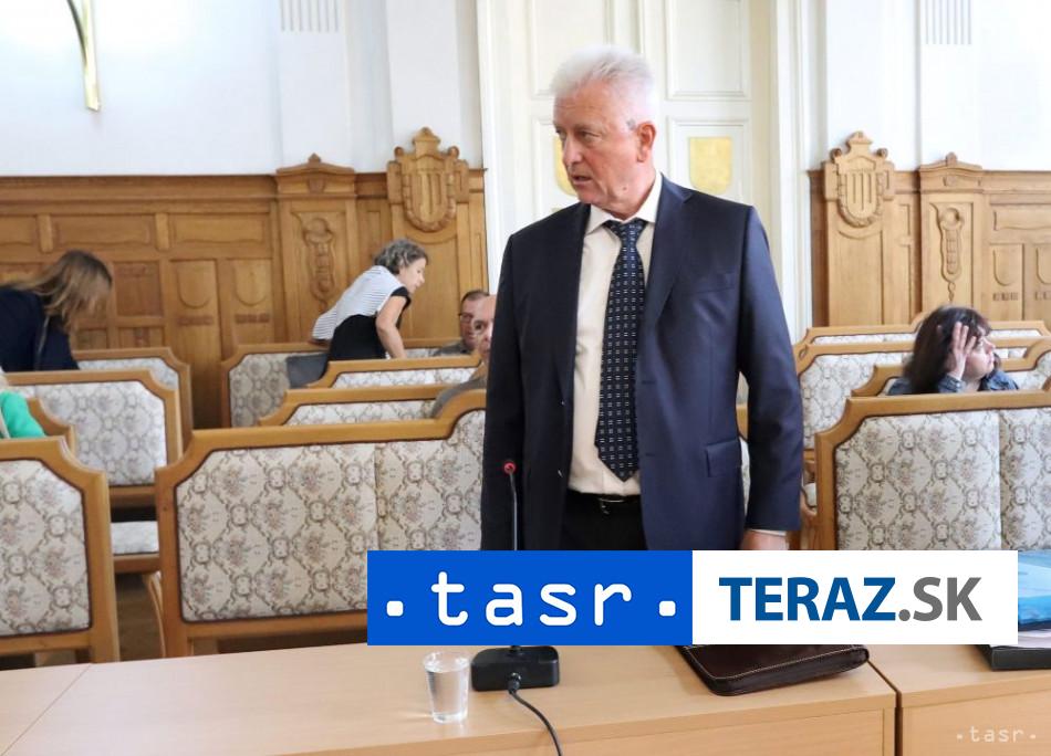 Sud Proces v kauze Mytnik pokracuje citaju sa reci