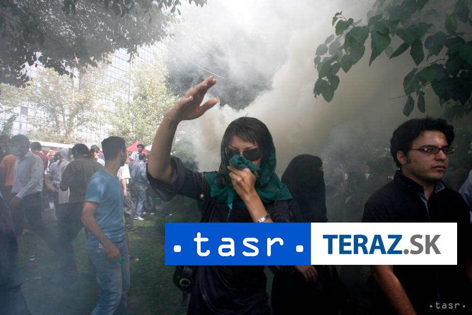 Australia vyzvala svojich obcanov aby opustili Iran