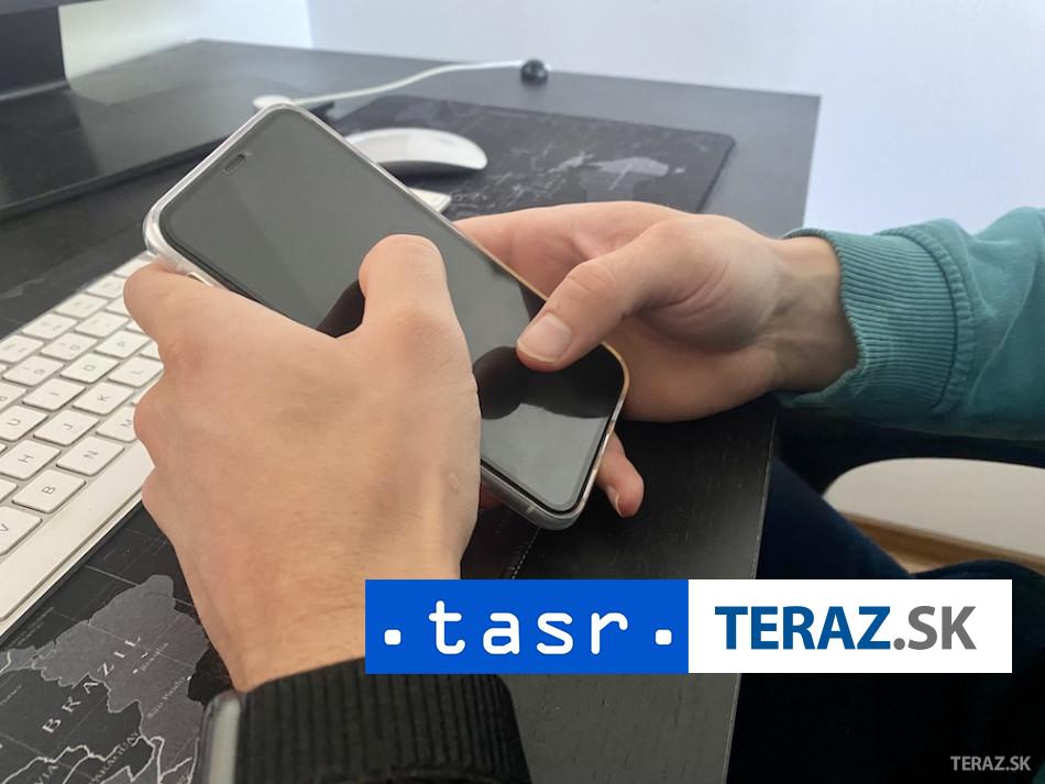 Brijakova Zakaz socialnych sieti nenauci deti uvazovat o rizikach
