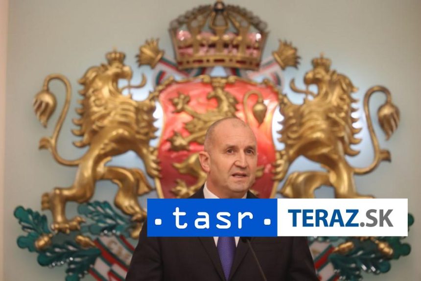 Bulharsky prezident Radev odstupuje z uradu