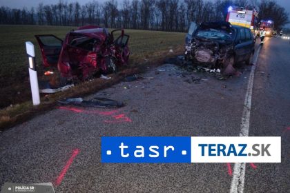 CELNA ZRAZKA PRI NITRE Vsetkych previezli do nemocnice