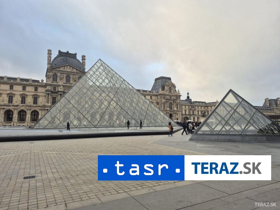 Muzeum Louvre v Parizi je v pondelok zatvorene kvoli strajku