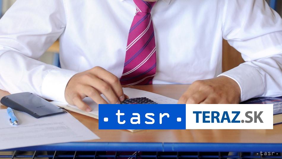 Rezort skolstva deklaroval ze nebude skracovat akademicky tyzden