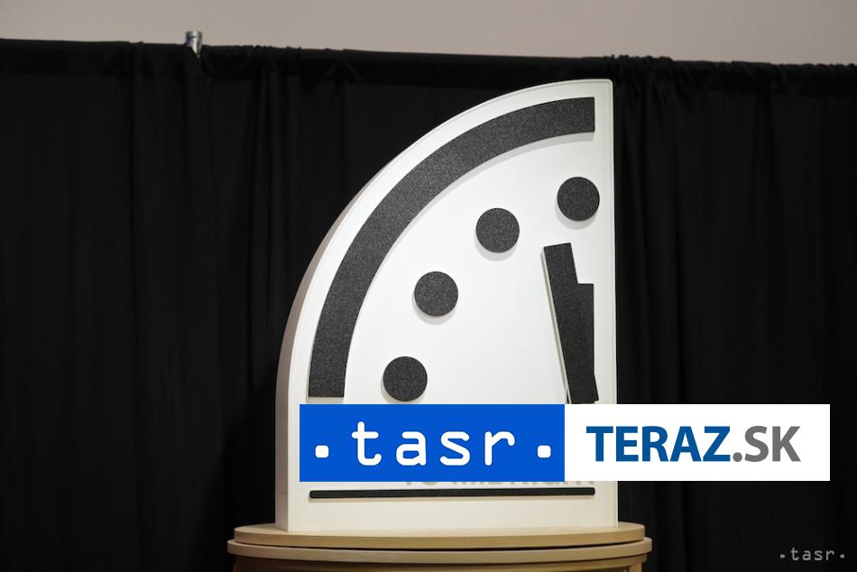 Rucicka hodin posledneho sudu sa posunula
