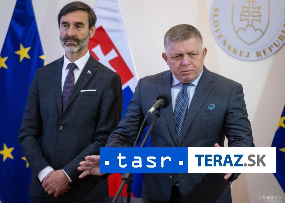 Slovensko by malo podla premiera odmietnut pozvanie do Rady mieru