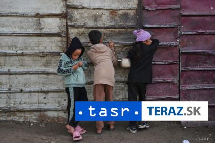 UNICEF privezol do Pasma Gazy umelecke potreby pre deti