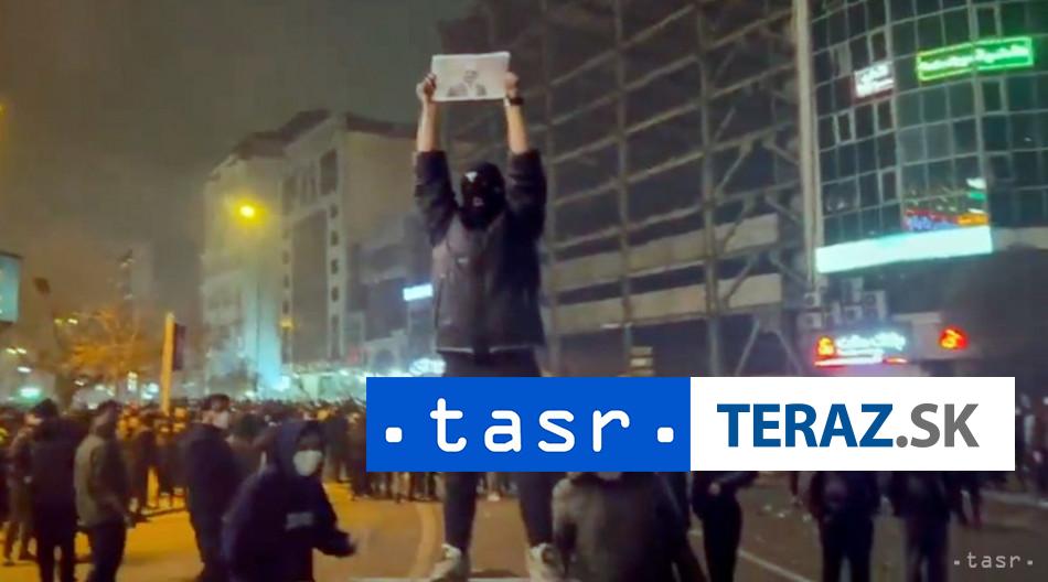 V Irane demonstrantom podla prokuratora hrozi trest smrti
