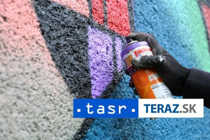 CHYTILI SPREJERA Devadesiatrocny muz pocmaral budovu prokuratury