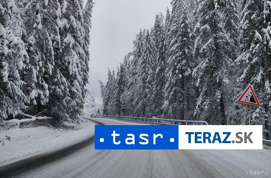 Cestari Priechod Donovaly je uzavrety pre vozidla nad 10 m dlzky