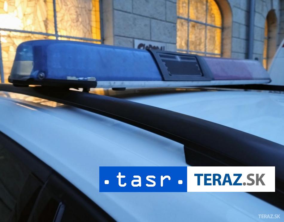 DOPRAVNA NEHODA Dve aut sa celne zrazili na ceste I19