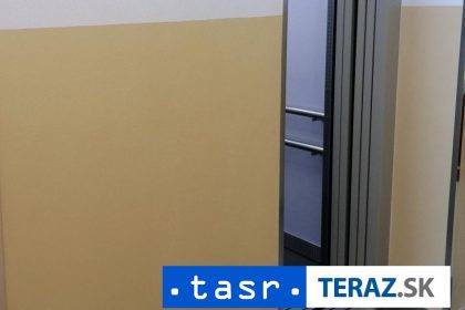 DRAMA V OBLAKOCH Vo vyahu mrakodrapu uviazlo 20 ludi