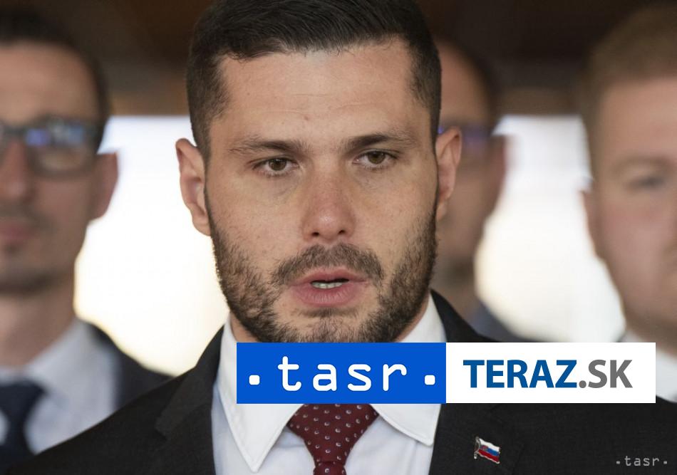 Gluck ziada vysvetlenie zastavenia vysetrovania darovania techniky