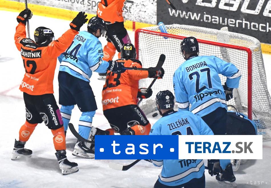 Hokejisti Kosic porazili Slovan 31 v slagri 44 kola