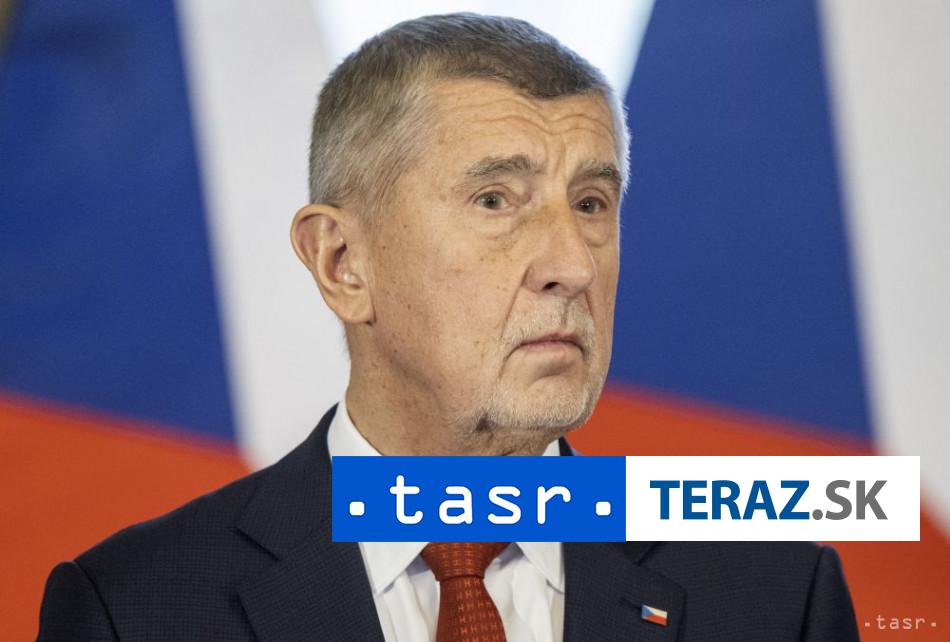 Poslanci v CR po 12 hodinach prerusili schodzu o nedovere