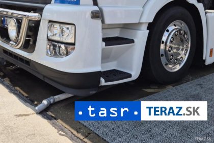 VIDEO Turek prevazal v aute dalsie auto zobrali mu aj spz ky