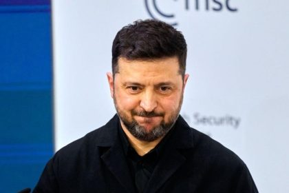 Zelenskyj Na Ukrajine nie je ziadna elektraren ktoru Rusi nezasiahli