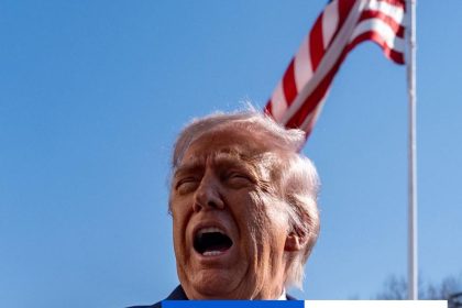 Biely dom Spanielsko suhlasilo so spolupracou s armadou USA