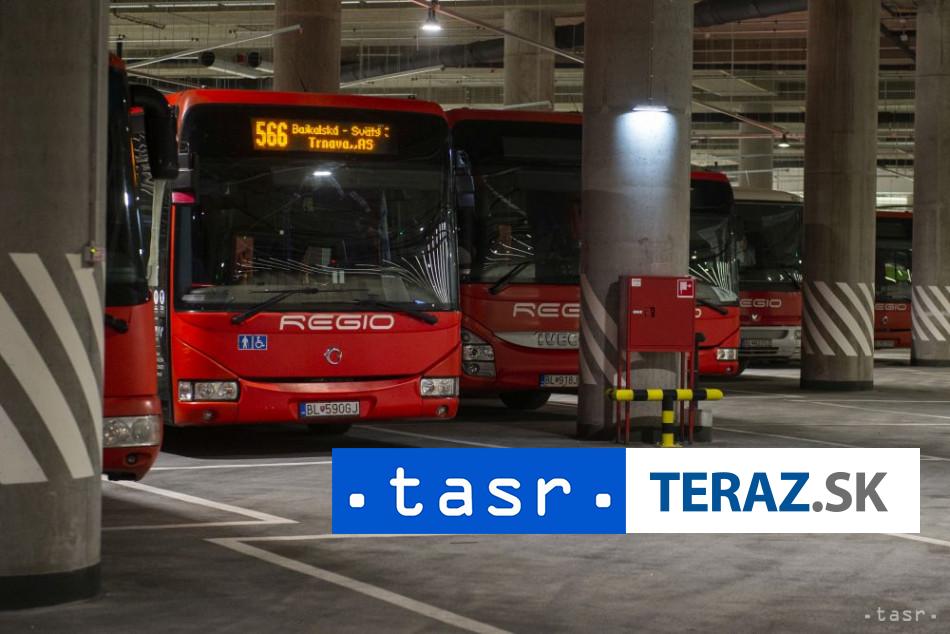 Bratislavsky kraj vyzyva vlastnika AS Nivy aby zvazil zmenu cien