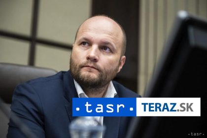 Opozicia kritizuje plan legislativne zaviest institut stavu ohrozenia