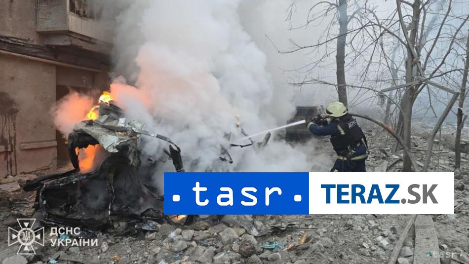 Pri ruskom utoku na bytovy dom v Charkove zahynuli traja ludia