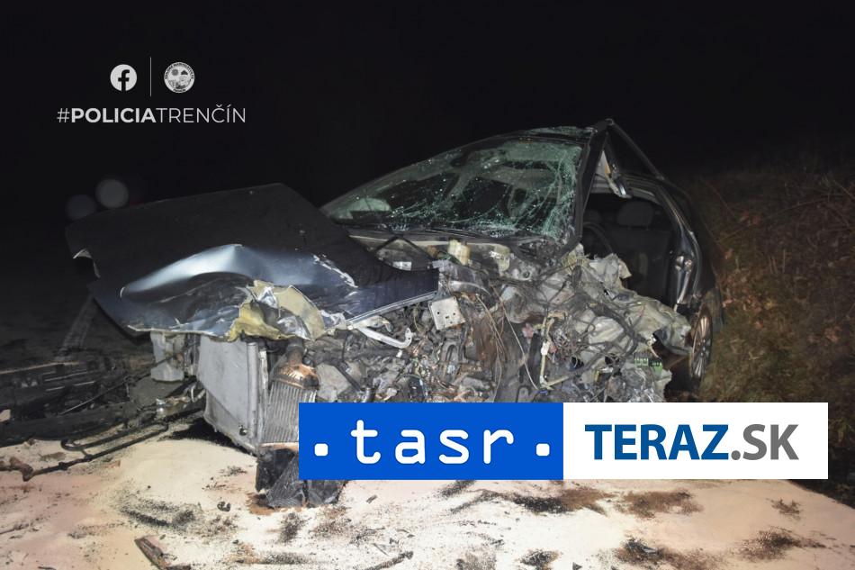 VAZNA NEHODA Opity vodic presiel do protismeru zranilo sa pat osob