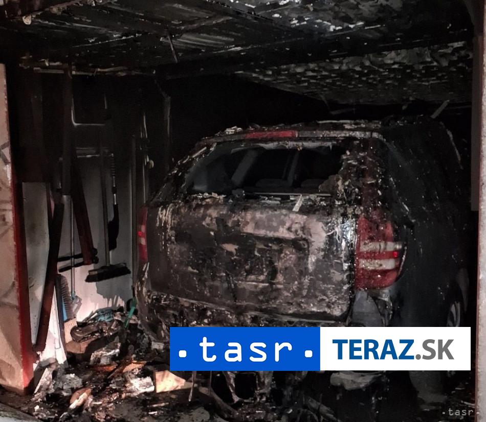 podpalac v ziline v noci zacalo horiet auto
