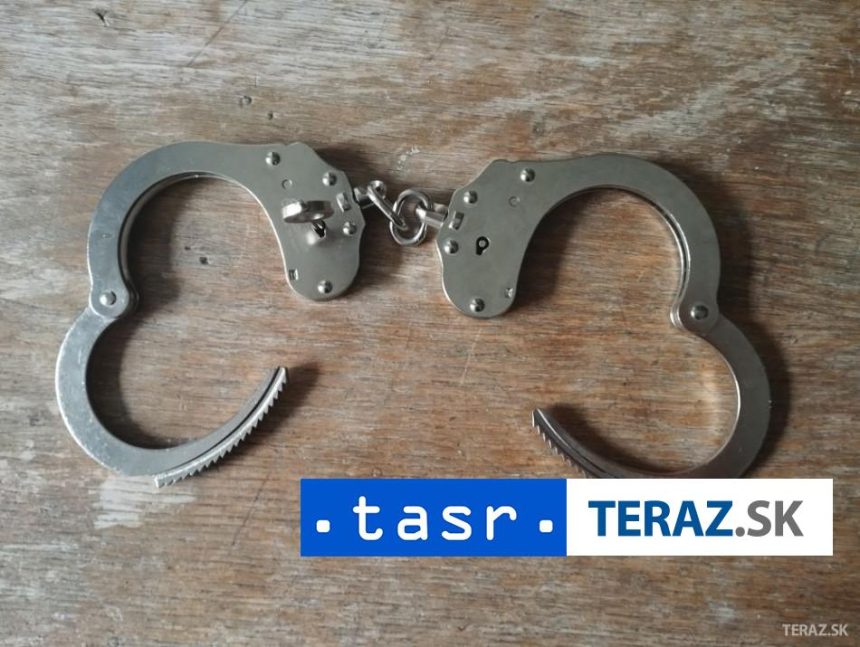 UKRADLA VYCAP Z BUFETU POLICIA UZ ZADALA TRESTNE STIHANIE