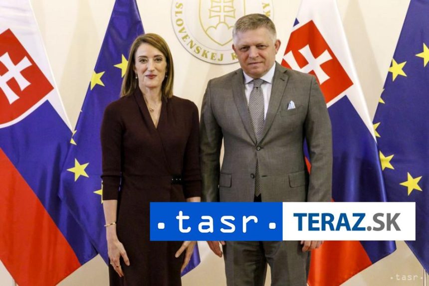 Premier hovoril s Metsolovou upozornil ju na politiku dvojakho metra