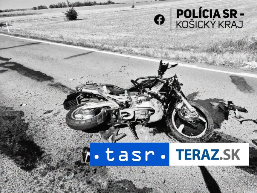 SMRTELNA NEHODA NA VYCHODE Motocyklista sa zrazil s vozidlom